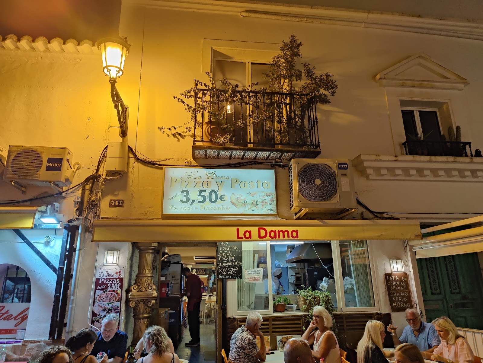 La Dama
